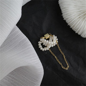 Pearl Chain Temperament Ear Clip