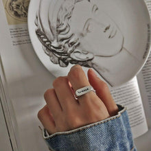 Load image into Gallery viewer, Silver &#39;Breeze&#39; Ring
