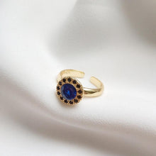 Load image into Gallery viewer, Luxury Gold Sapphire Ring
