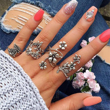Load image into Gallery viewer, Wildflower Ring Set
