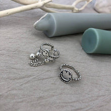 Load image into Gallery viewer, Smiling Face Ring Set
