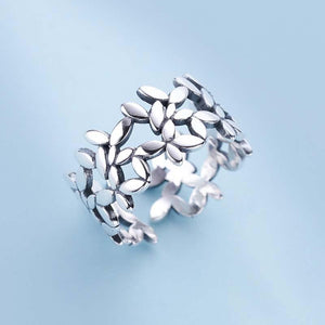 Silver Leaf Ring