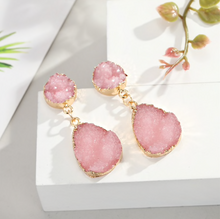 Load image into Gallery viewer, Crystal Resin Drop Earrings
