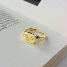 Load image into Gallery viewer, Evil Eye Heart Ring
