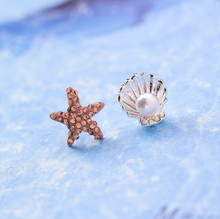 Load image into Gallery viewer, Crab, Starfish &amp; Pearl Earrings
