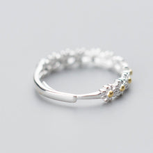 Load image into Gallery viewer, Silver Daisy  Adjustable Ring
