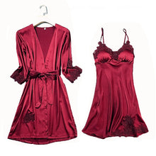 Load image into Gallery viewer, WARMSELLING Silk™ 2021 Lace Mulberry Silk 5 Piece Pajama Set
