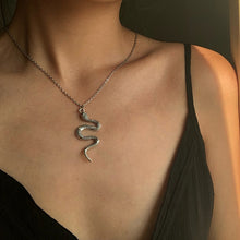 Load image into Gallery viewer, New Animal Snake Dangle Women Necklace
