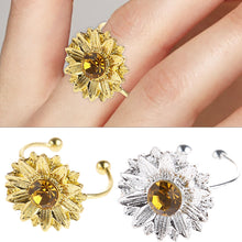 Load image into Gallery viewer, Personality Temperament Daisy Sunflower necklace
